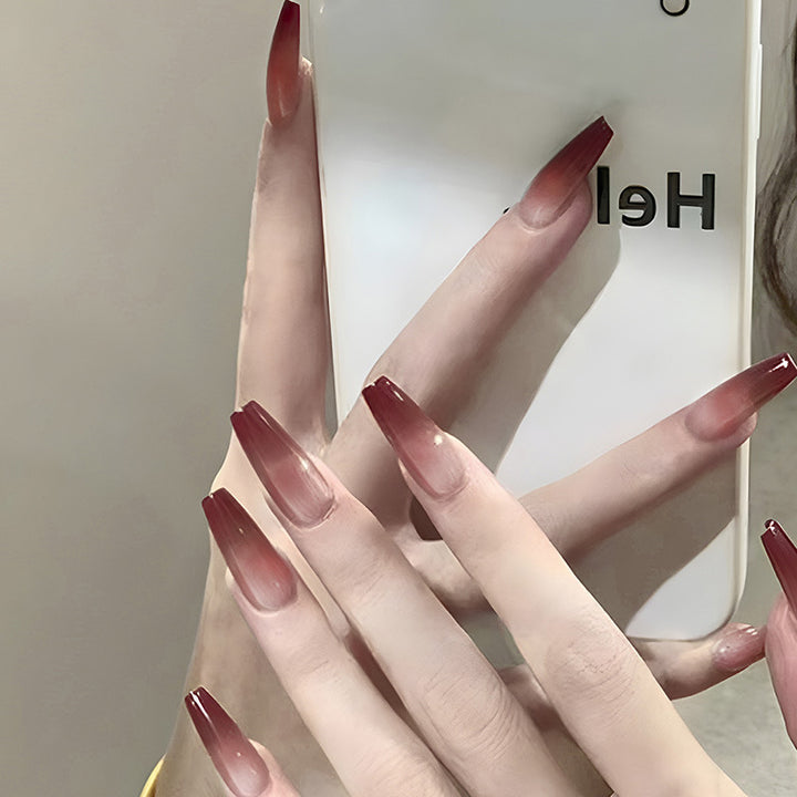 Elegante glitzernde Acrylnagelerweiterungen Karnz