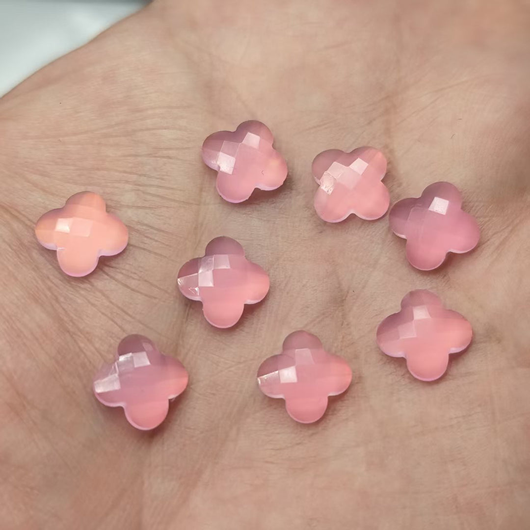 Schmuckhafte Acrylblüten Karnz
