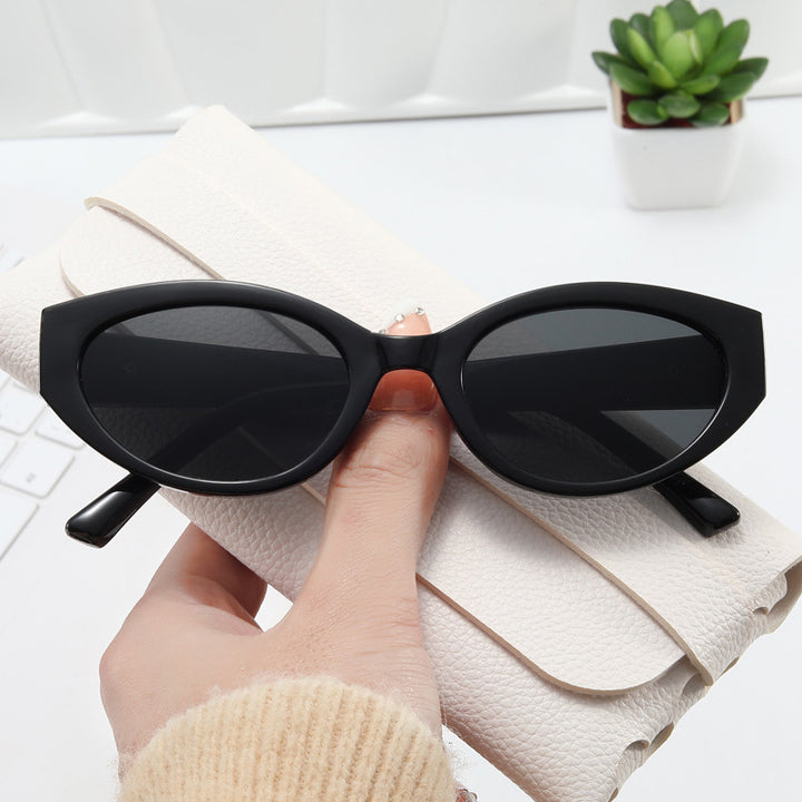 Damen Cat-Eye Sonnenbrille mit elegantem Kunststoffrahmen Karnz