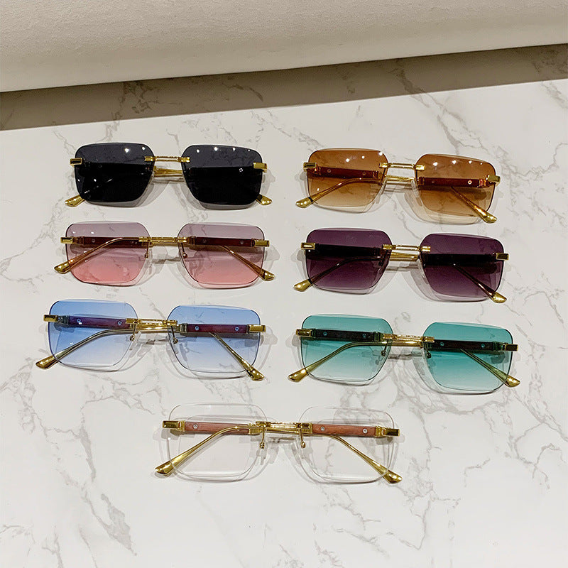 Damen modische rechteckige Sonnenbrille mit edlem Metallakzent Karnz