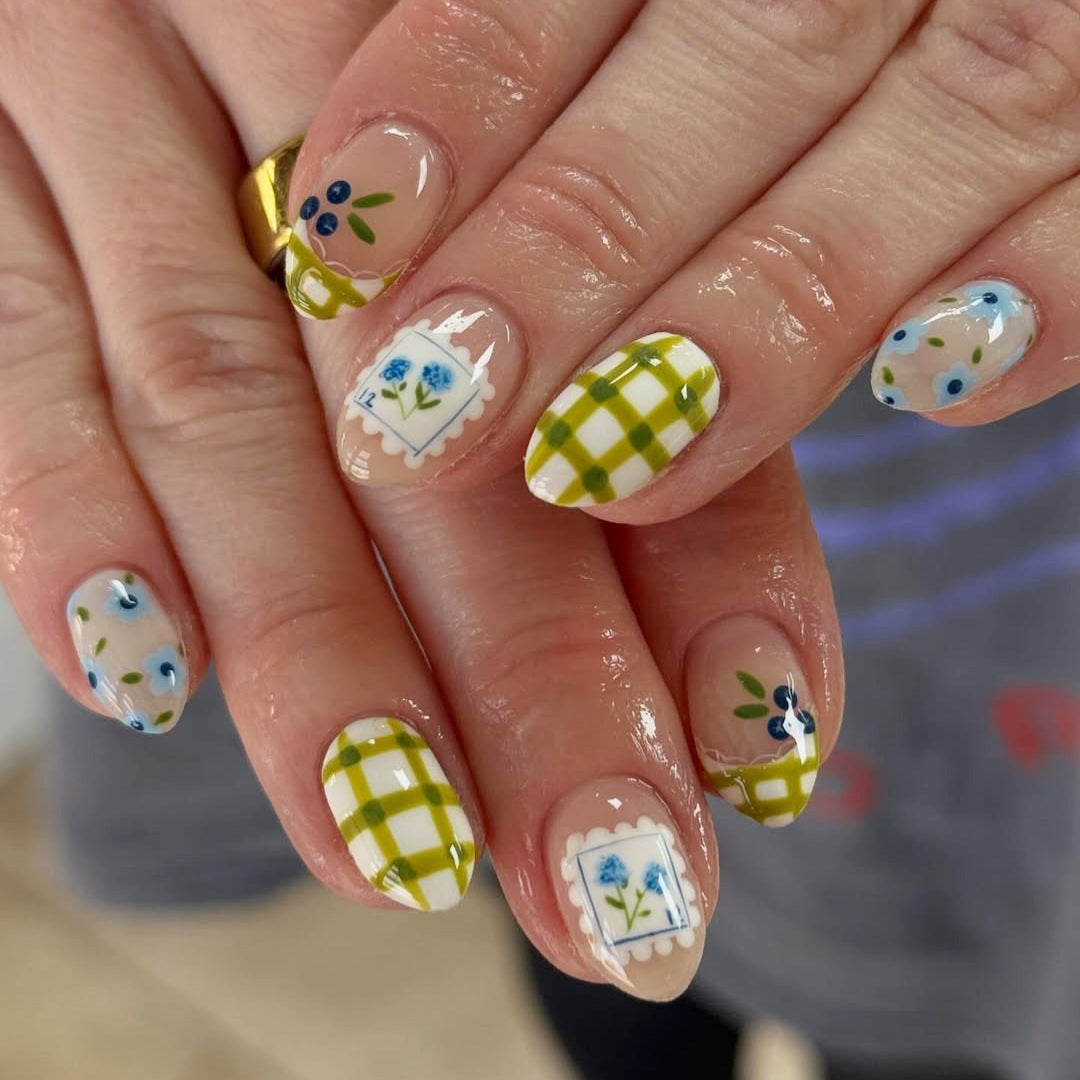 Künstliches Nageldesign Karnz