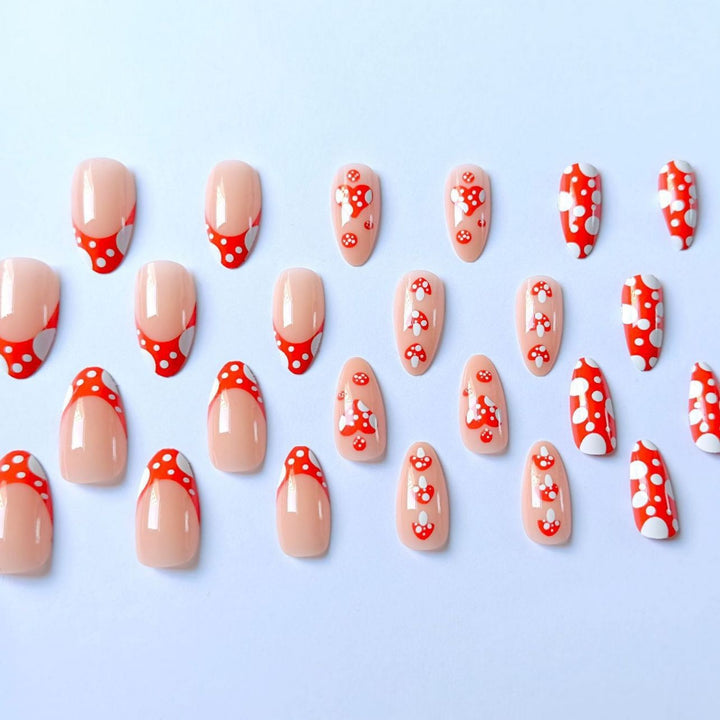 Verspieltes Pilz-Themen-Nagelkunst-Kit