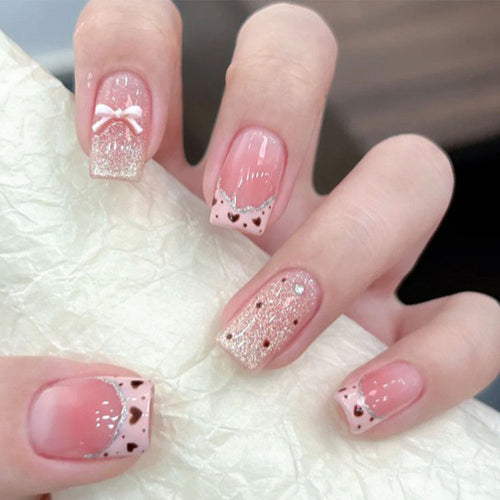 Kunstnagelset mit Elegantem Schleifen-Design Karnz