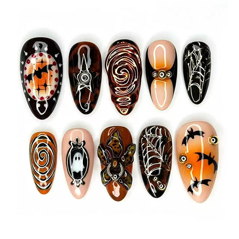 Kunstvolle Halloween-Nagelspitzen Karnz