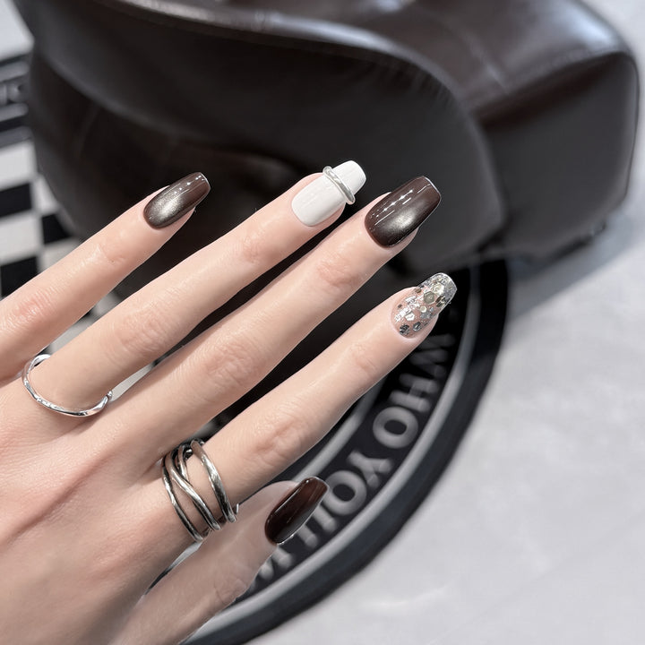 Press-On Nail Art Set mit Ombre- und Glitzerakzenten Karnz