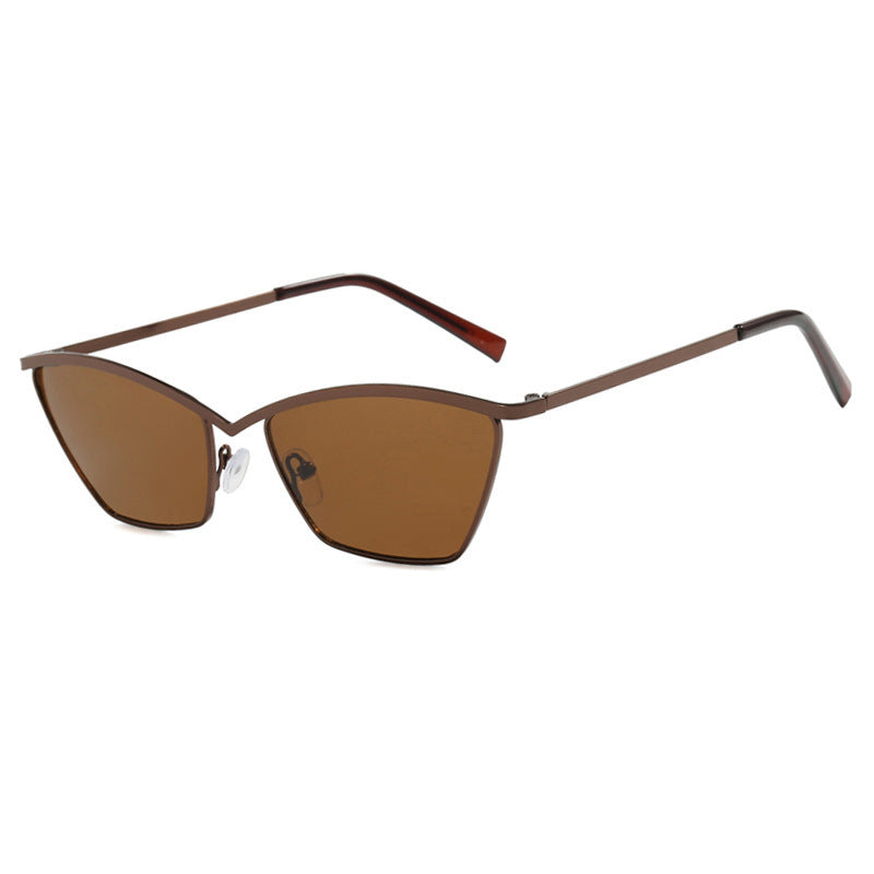 Damen modische Cat-Eye Sonnenbrille mit elegantem Metallgestell Karnz