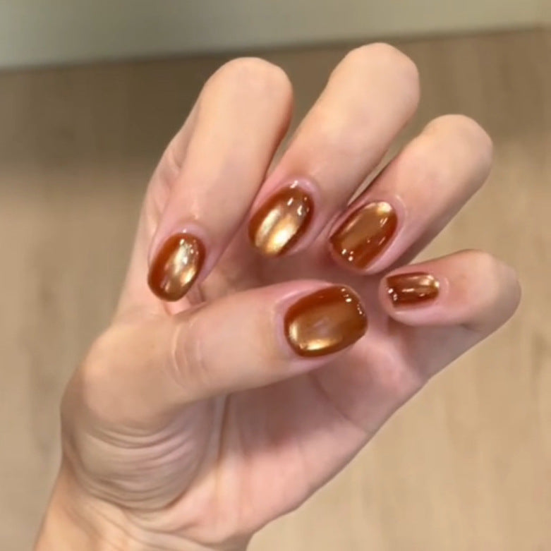 Kunstnägel mit Elegantem Glanz Karnz