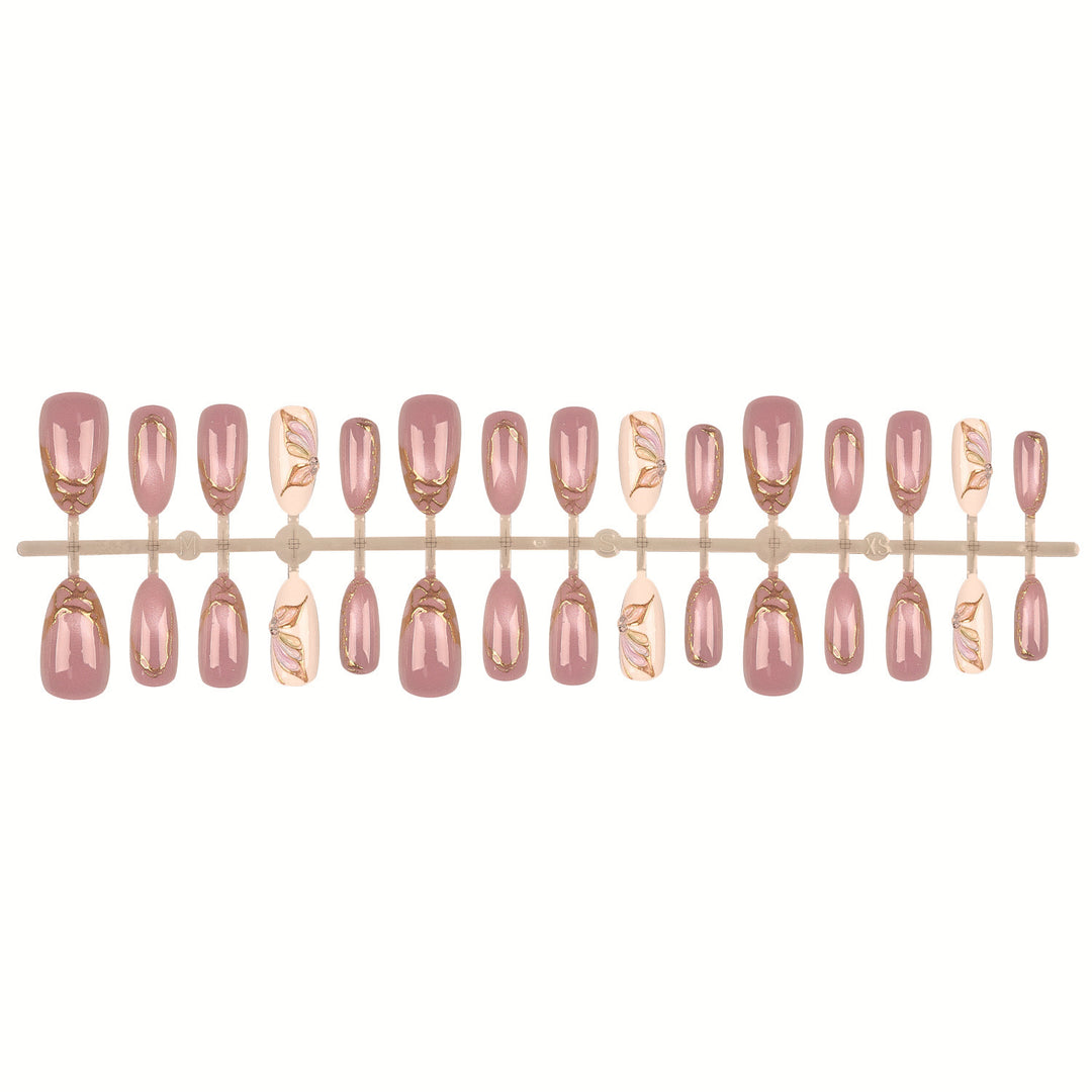 Blumeninspiriertes Press-On Nagelspitzen Set