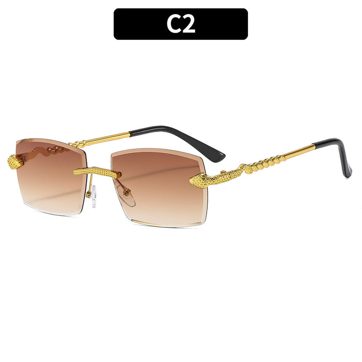 Modische Sonnenbrille mit Schlangendetail