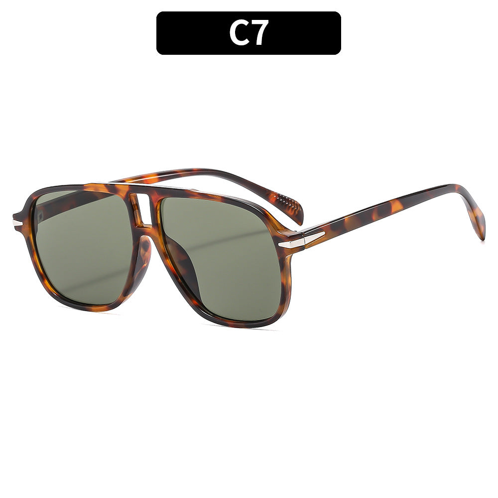 Stylische Aviator-Sonnenbrillen