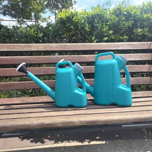 Ergonomische Kunststoff-Gießkanne Karnz