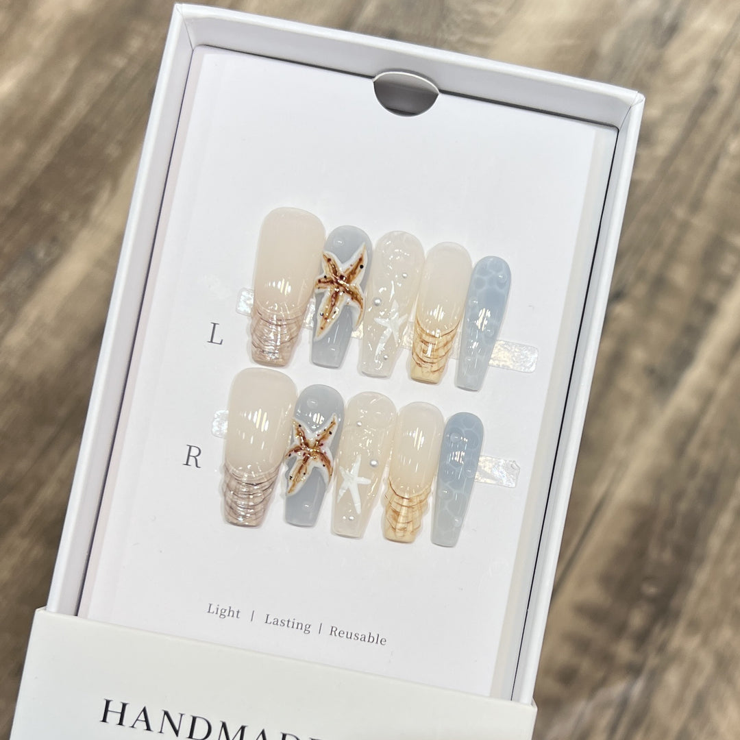 Handgefertigtes, vom Küstenleben inspiriertes Press-On Nagelset Karnz