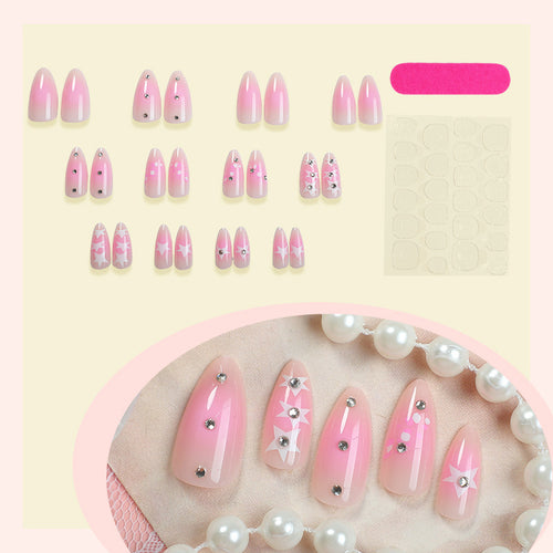 Glamouröse, sternverzierte Press-On-Nagelkunst