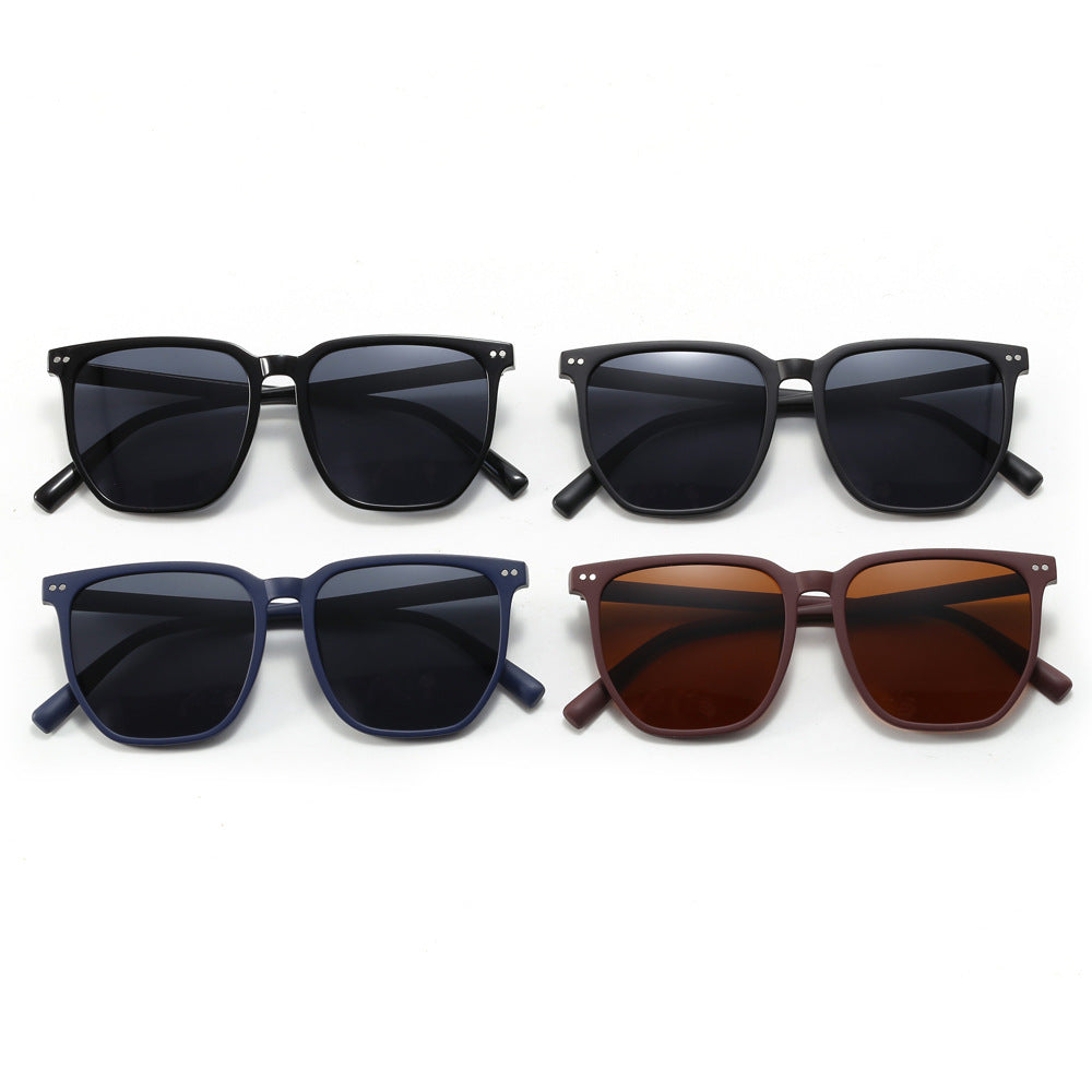 Damen modische Sonnenbrille im klaren Design Karnz