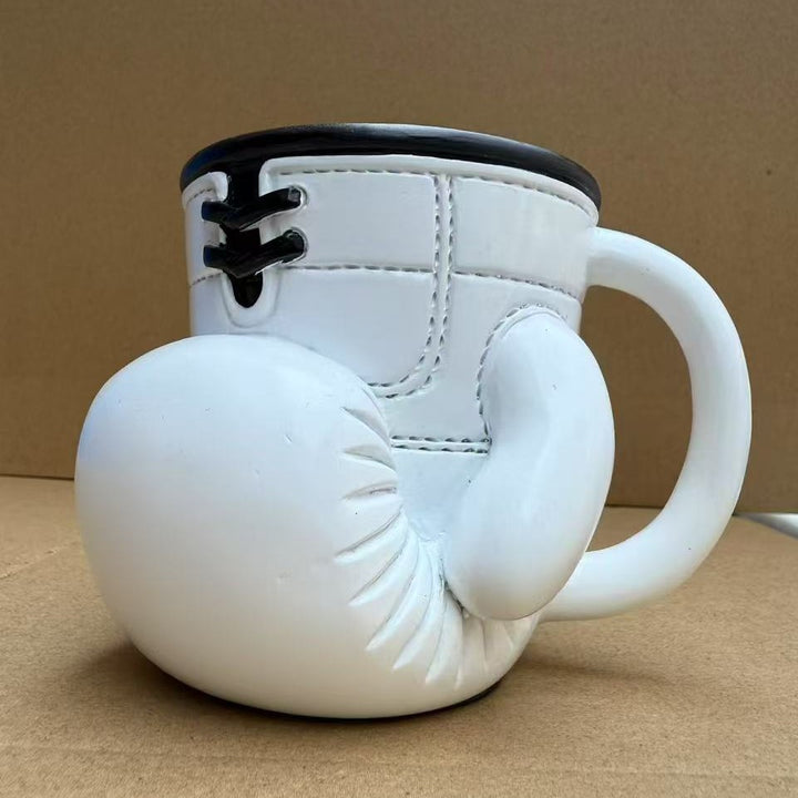 Boxhandschuh-förmige Tasse Karnz