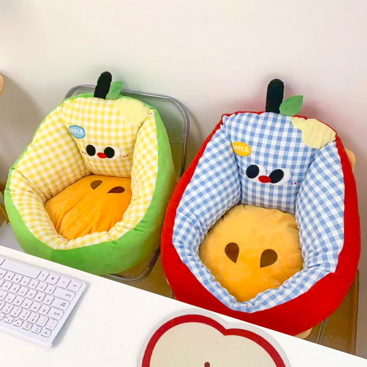 Kuschel-Babysitz-Einsatz mit ergonomischer Polsterung und Apfel-Motiv