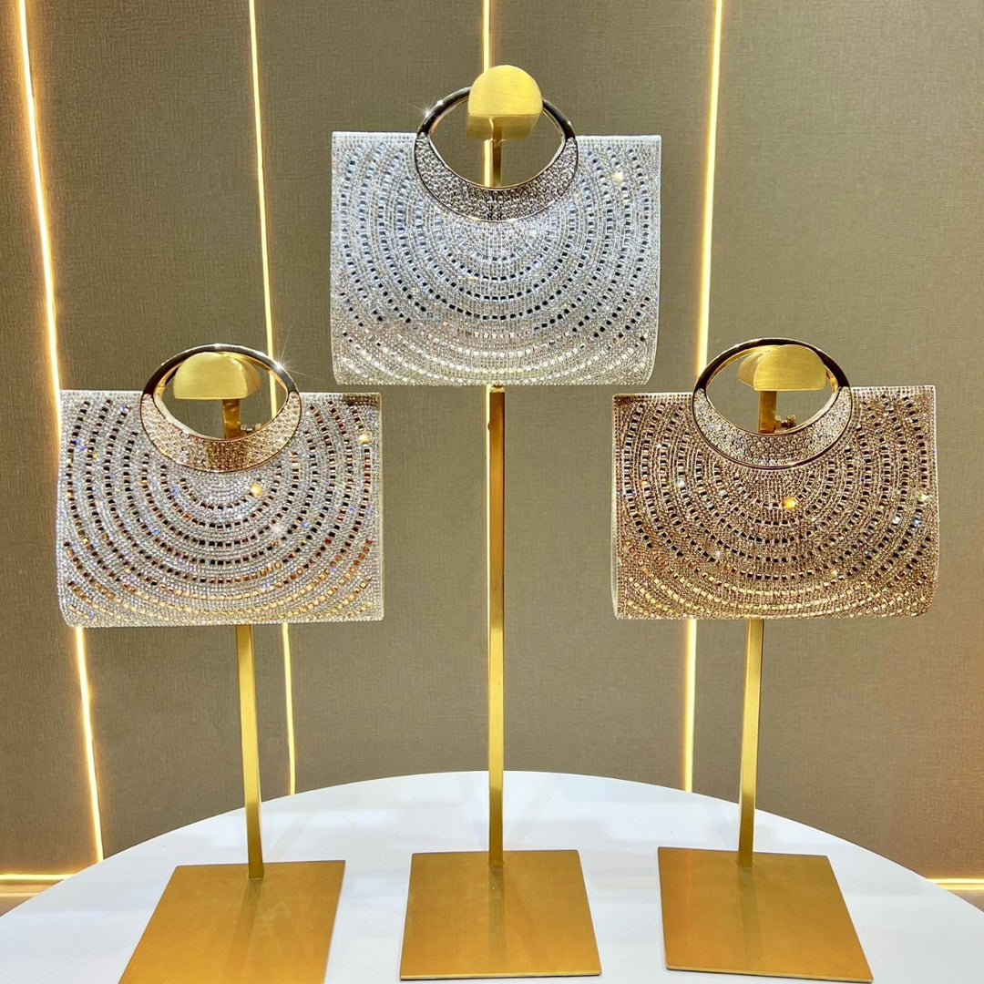 Elegante mit Kristallen besetzte Abend-Clutch