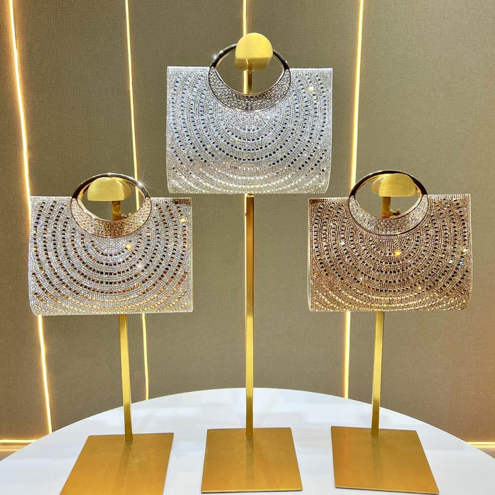 Elegante mit Kristallen besetzte Abend-Clutch