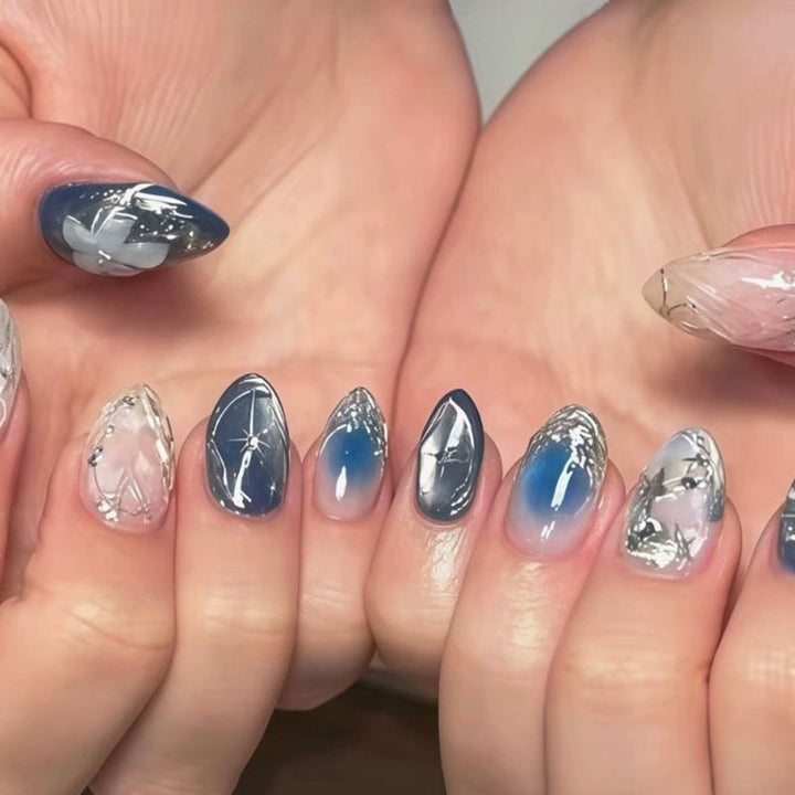 Künstlerische Ombre-Nagelkunst