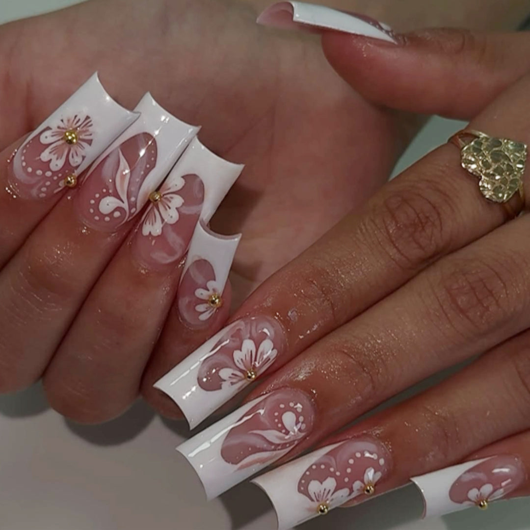 Elegante Blumen 3D Nagelkunstverlängerungen Karnz 1789713260