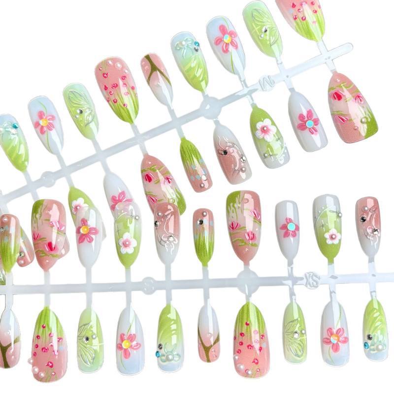 Künstlerisches Blumen Design Press-On Nagelset Karnz