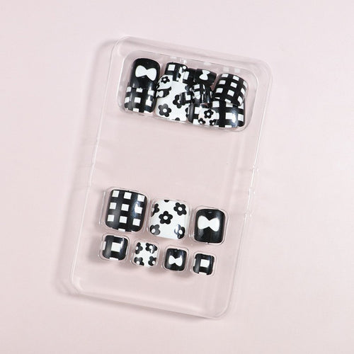 Künstlerisches Floral Press-On Nagelkunst Set Karnz