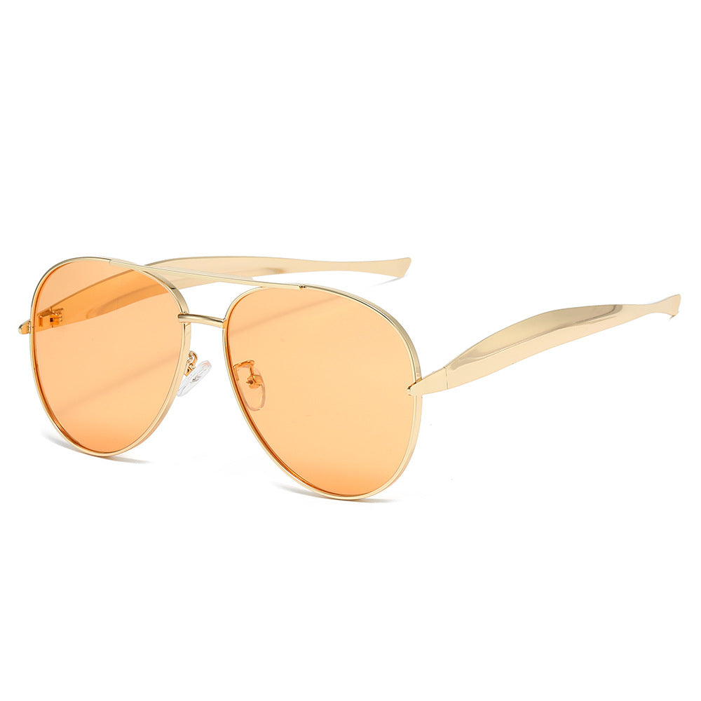 Chic Aviator Sonnenbrillen mit stilvollen Metallakzenten Karnz