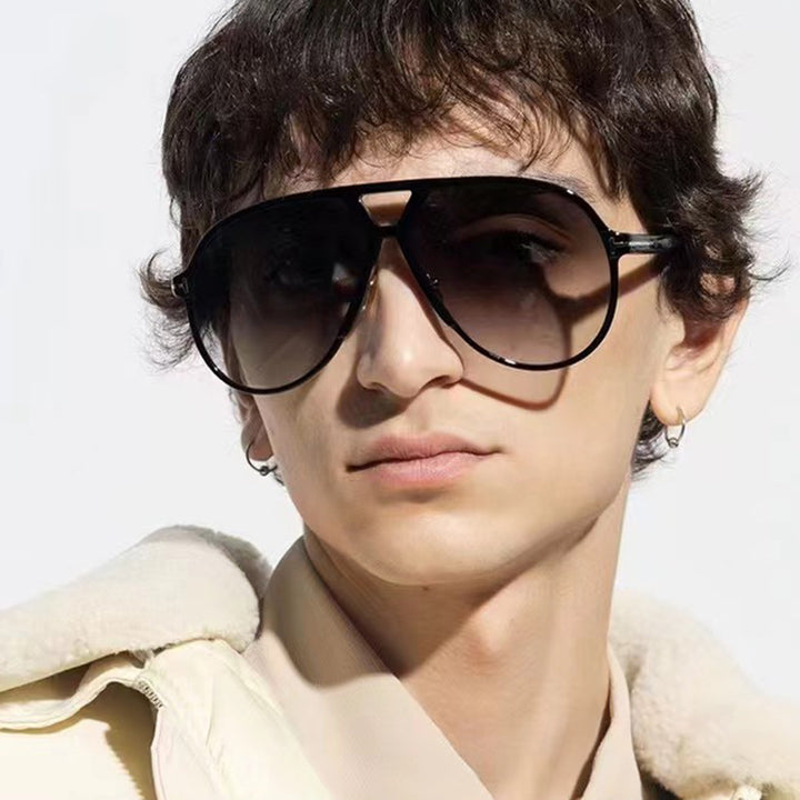 Damen modische Sonnenbrille im stylischen Pilotenlook Karnz