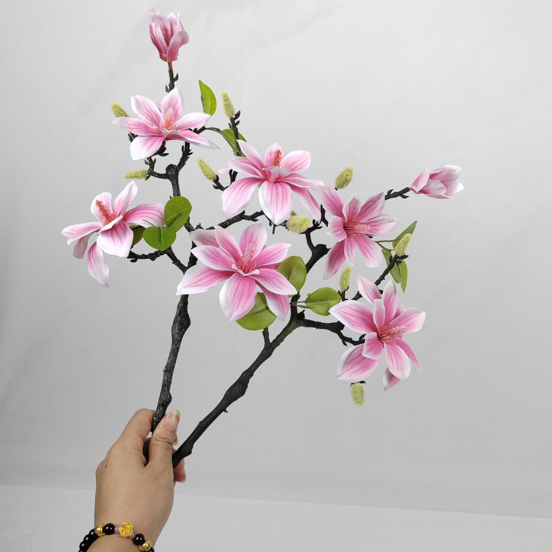 Lebensechte Blumenspitze mit weichen Blütenblättern
