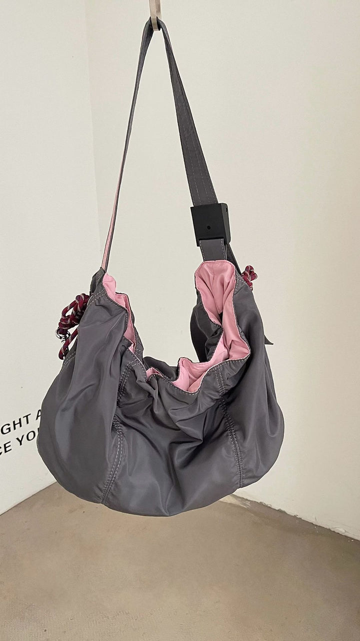 Funktionale Kordelzug-Schultertasche