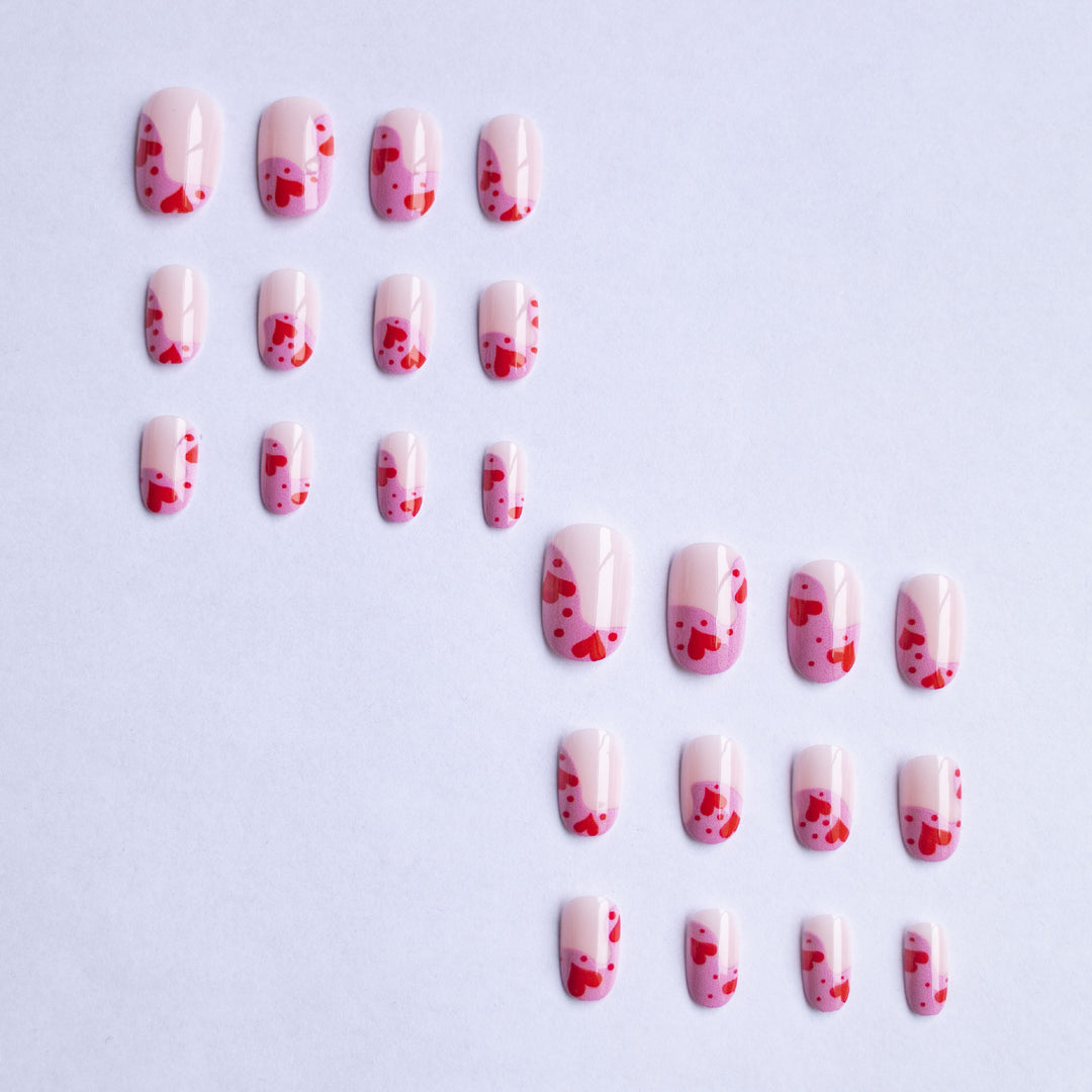 Herz Muster Nagelkunst