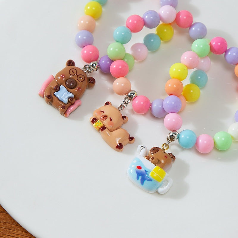 Buntes Kinderarmband mit Bearbeitetem Anhänger Karnz