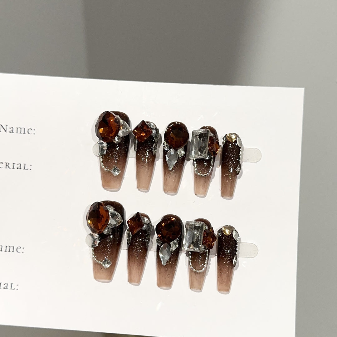 Dekoratives Press-On Nagelkunst Set