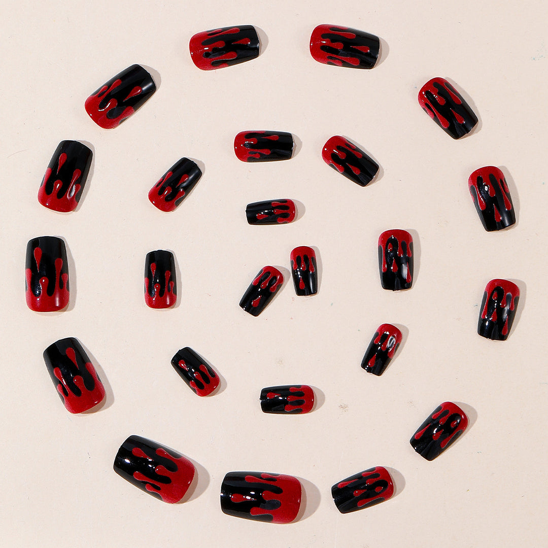 Stylisches Gothic Nagelkunst Set Karnz
