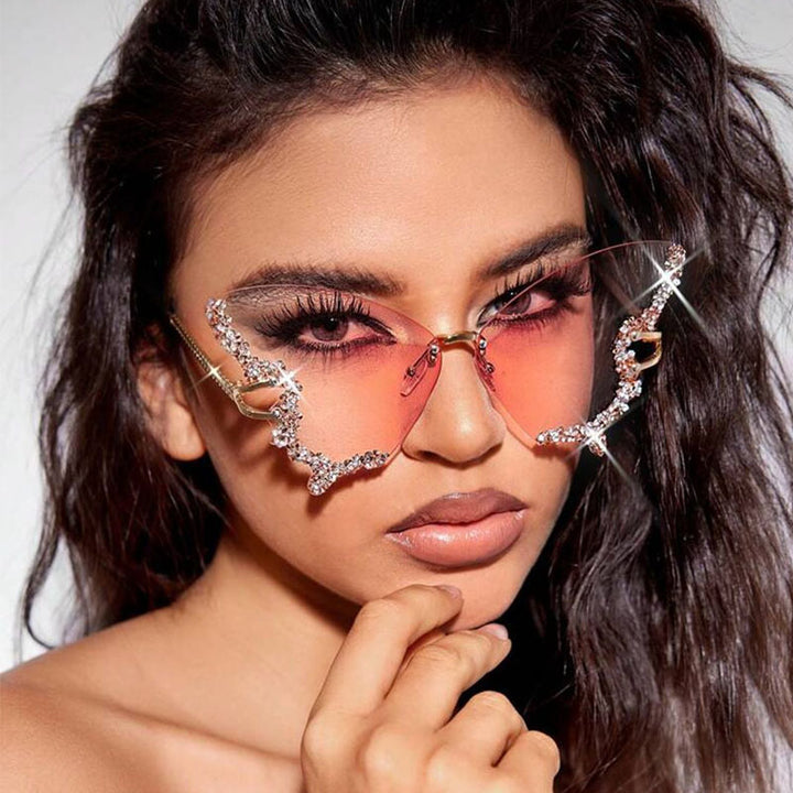 Damen extravagante Sonnenbrille mit funkelndem Butterfly-Design Karnz