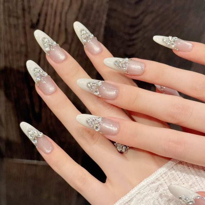 Elegante mit Strass veredelte Press-On Nägel  1791773462