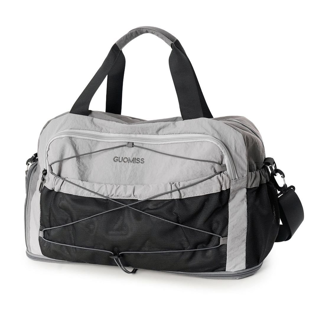 Vielseitige Reisetasche mit Netzfächern