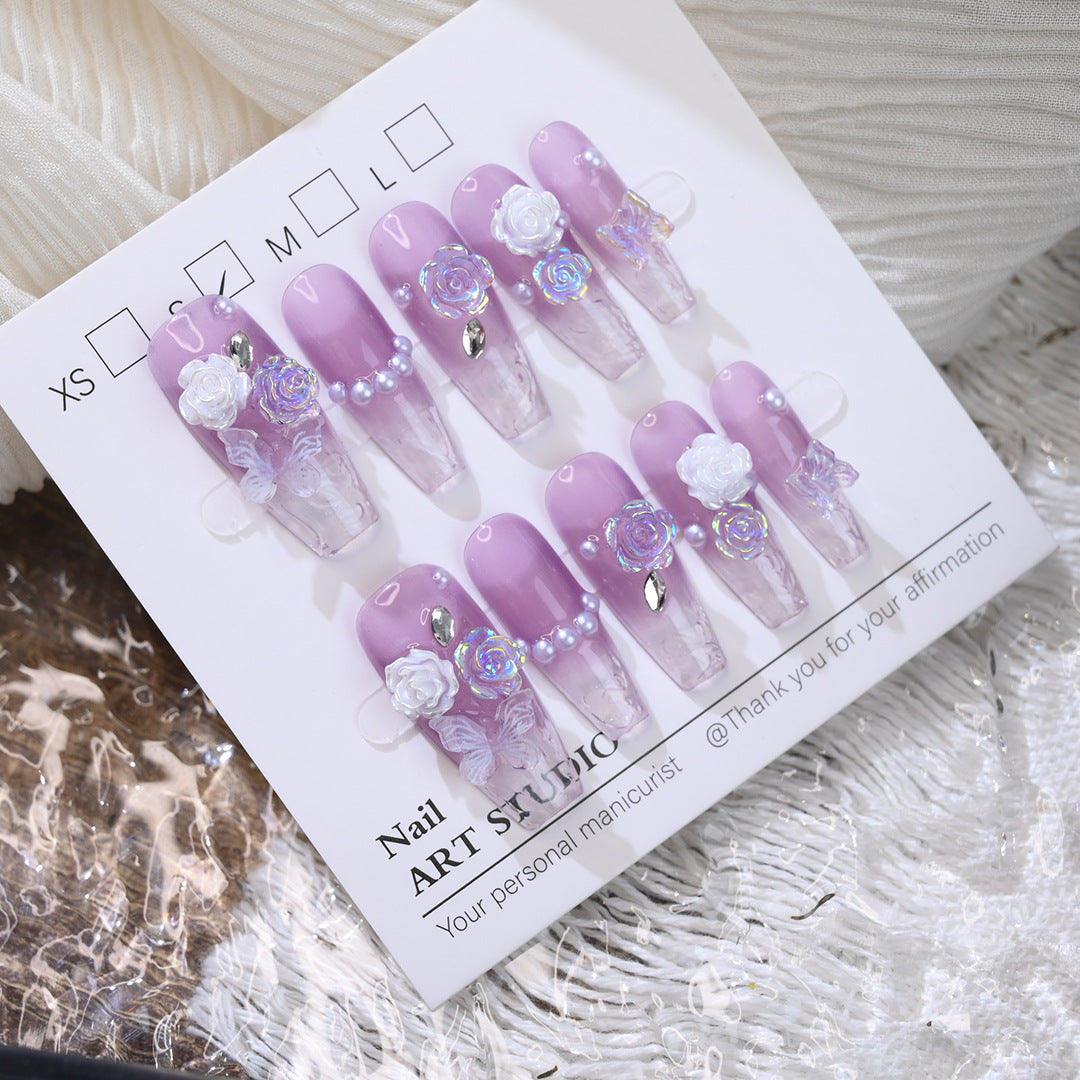 Floral Verziertes Press-On Nagelset Karnz