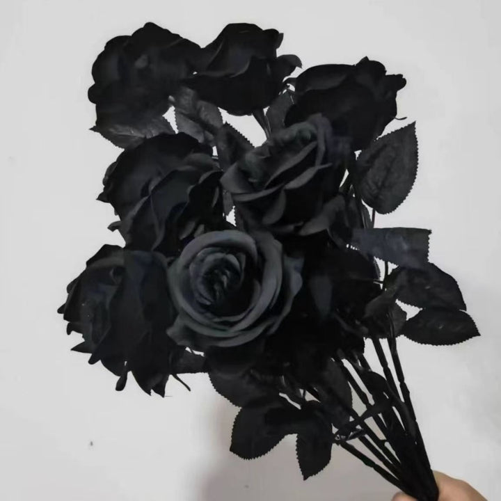 Elegante dekorative künstliche schwarze Rosenbouquet
