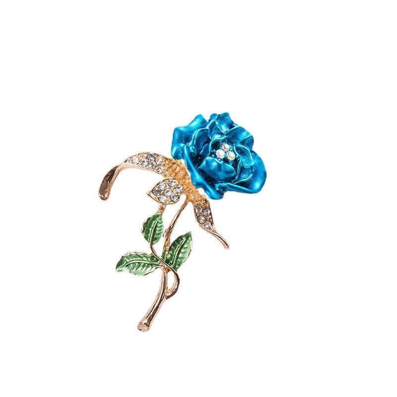 Eleganter Blumenschmuck mit Kristallen Karnz