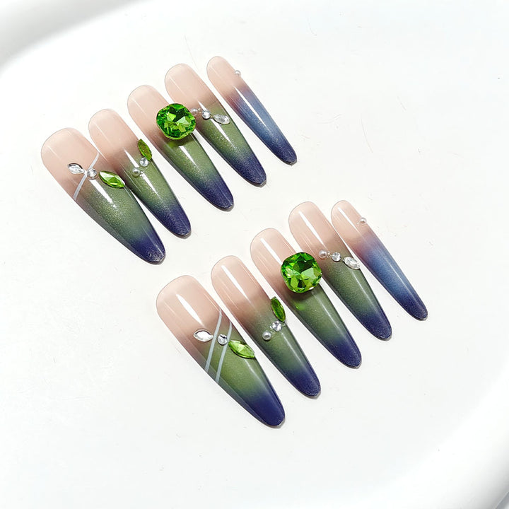 Kunstnagelset Karnz