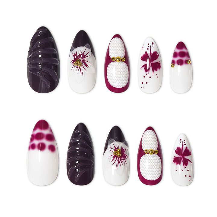 Elegante Floral Art-Nagelverlängerungen Karnz