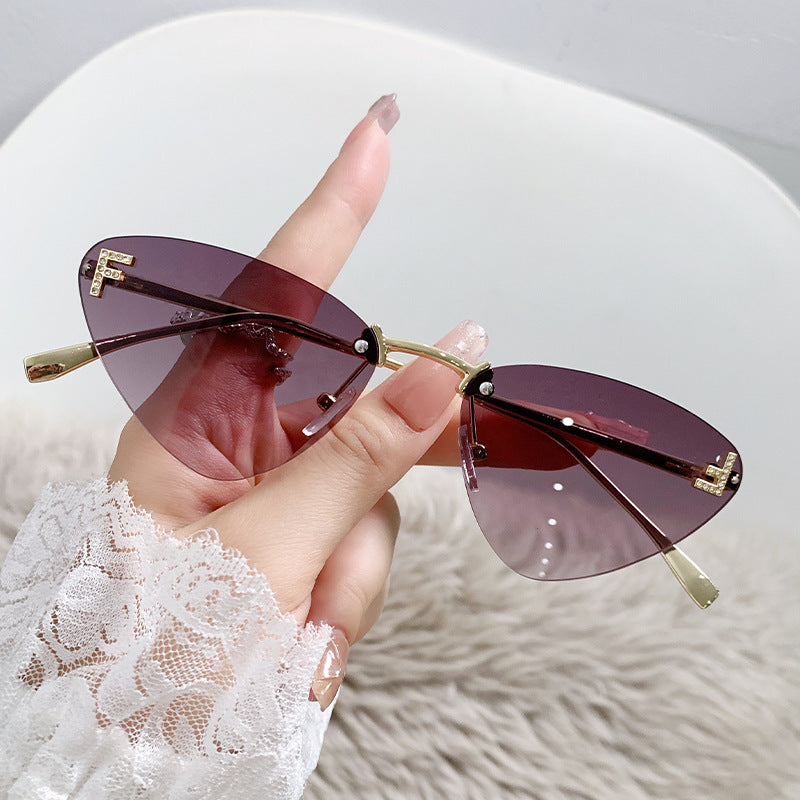 Damen Cat-Eye Sonnenbrille mit luxuriösem Dekor und UV-Schutz Karnz