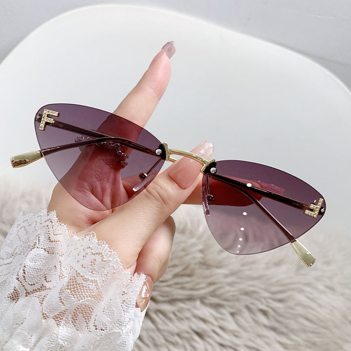 Damen Cat-Eye Sonnenbrille mit luxuriösem Dekor und UV-Schutz Karnz