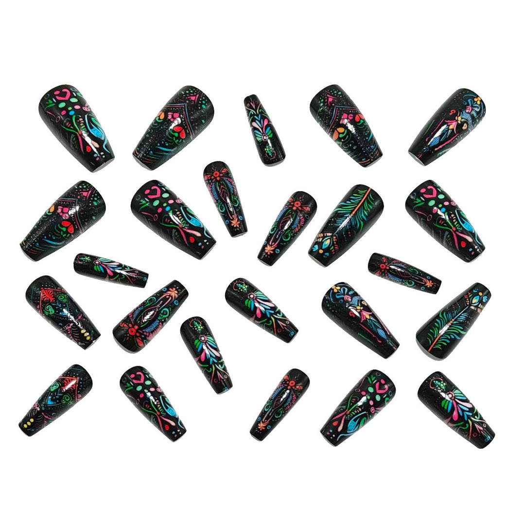 Kunstnägel Im Kreativen Mandala-Design Karnz