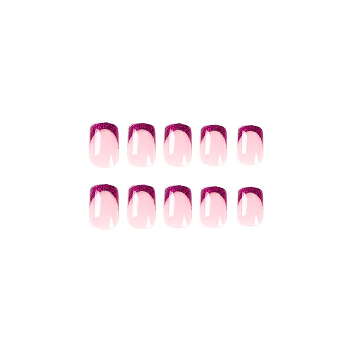 Glamouröse Nagelkunst mit Glitzerverzierung Karnz