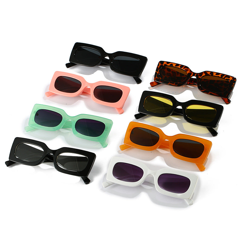 Damen modische Sonnenbrille im kantigen Design Karnz
