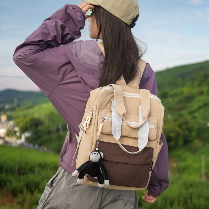 Multifunktionaler Rucksack mit niedlichem Charm Karnz
