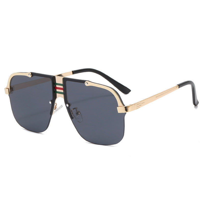 Damen Oversized Sonnenbrille mit einzigartigem, gradienten Gläsern und markantem Metallrahmen Karnz