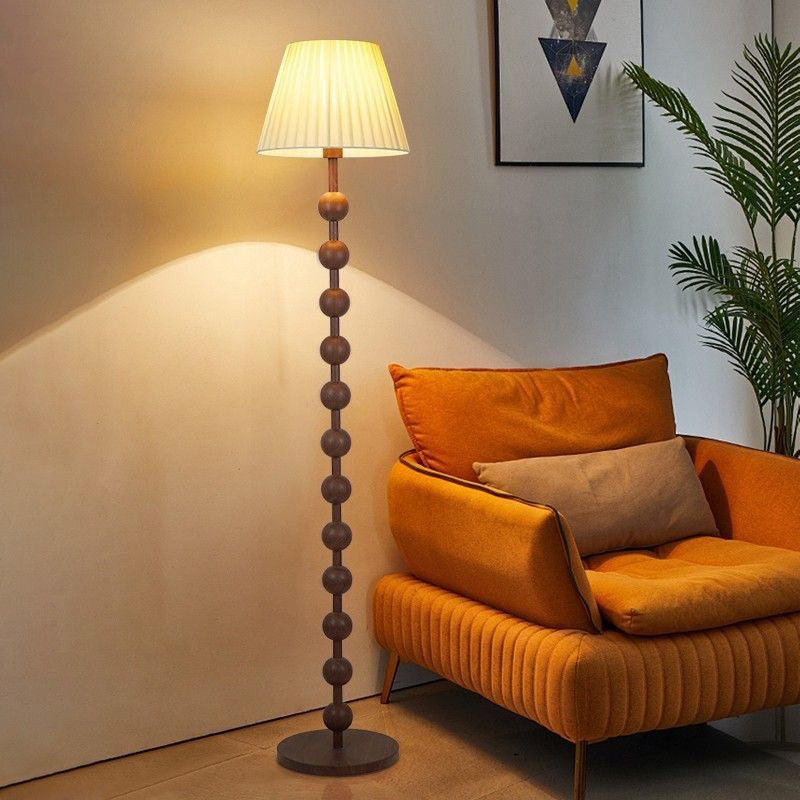 Künstlerische Stehlampe